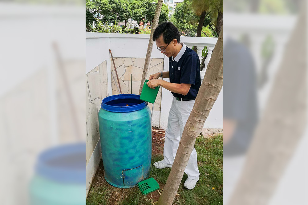 With a garden at home, Dr. Ho also repurposes his family’s food waste by turning them into compost for the plants and fruit trees. (Photo by Wong Twee Hee)